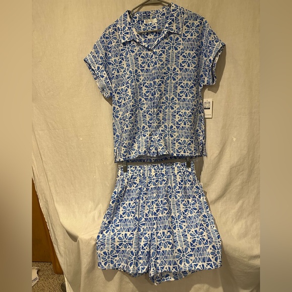 89th & Madison Ladies matching shirt with shorts - Picture 1 of 8